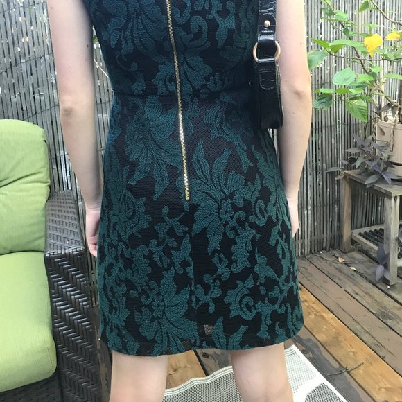 Stunning formal H&M dress - Picture 2 of 7